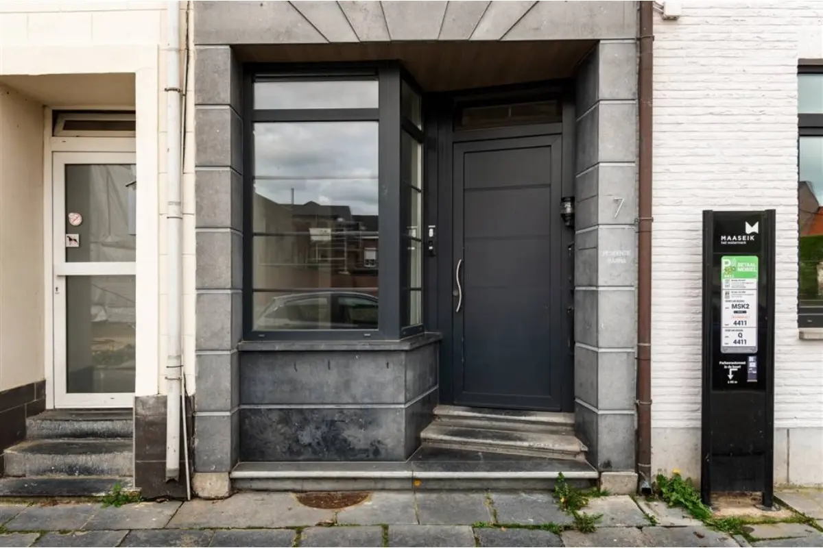 Handelszaak te  koop in Maaseik 3680 149000.00€  slaapkamers 55.00m² - Zoekertje 749935