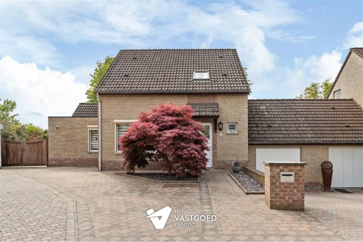 Huis te  koop in Leopoldsburg 3970 391000.00€ 4 slaapkamers 180.00m² - Zoekertje 750307