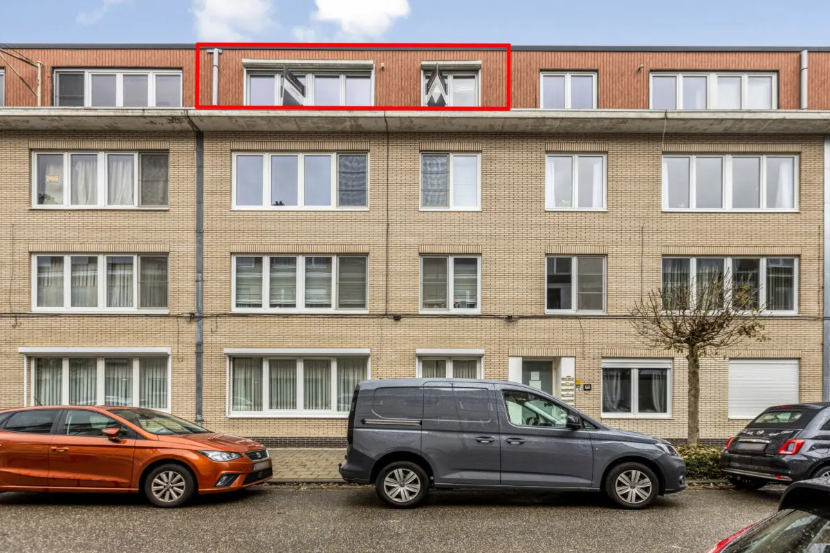 Appartement te  koop in Hasselt 3500 210000.00€ 2 slaapkamers 85.00m² - Zoekertje 753784