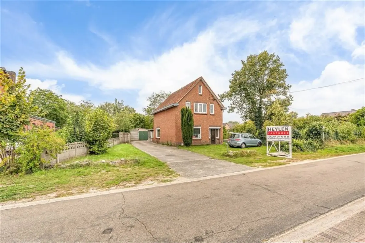 Huis te  koop in Hamont 3930 255000.00€ 3 slaapkamers 176.00m² - Zoekertje 753341