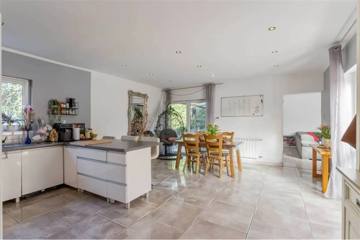 Huis te  koop in Overpelt 3900 0.00€ 5 slaapkamers 233.00m² - Zoekertje 753336