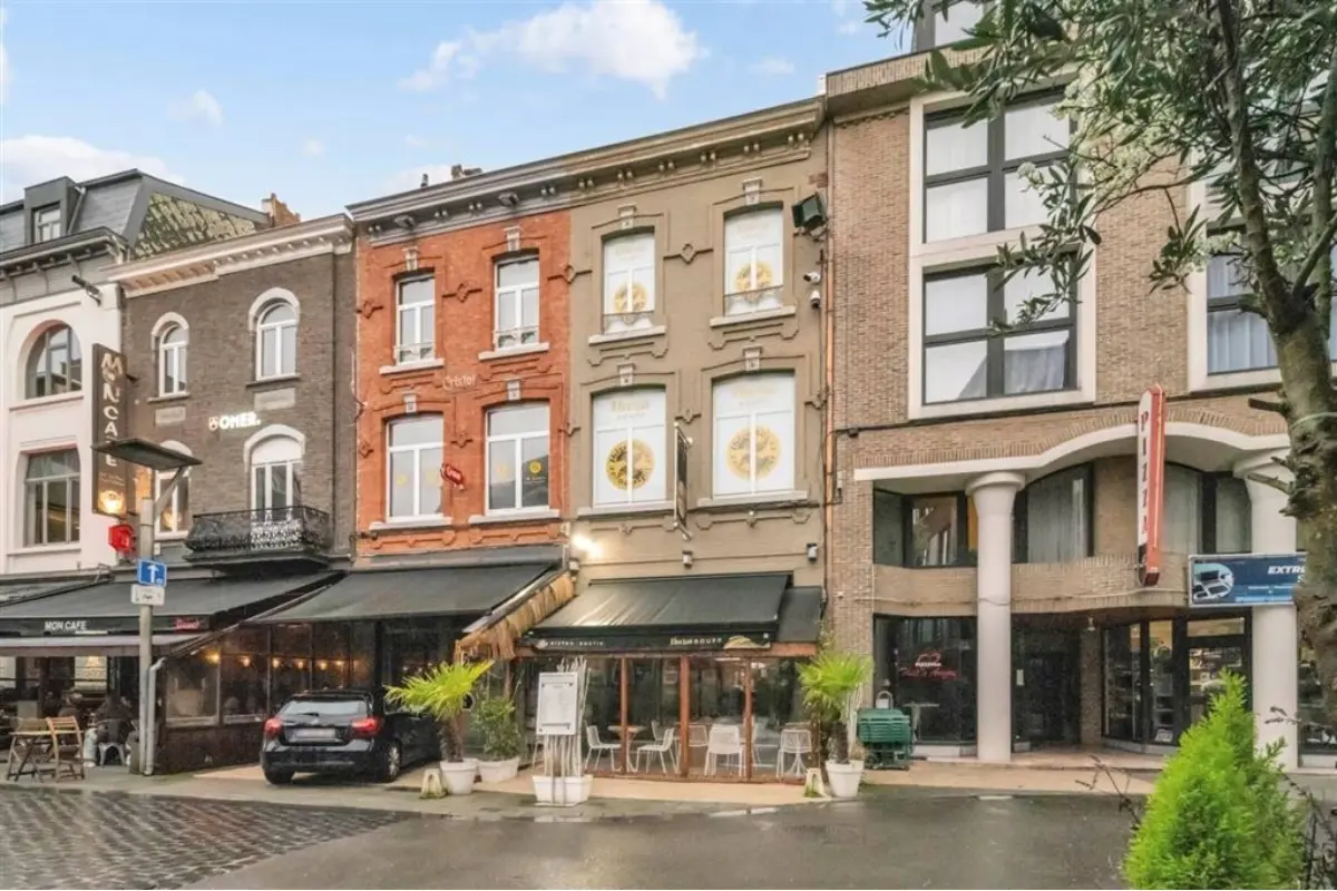 Handelszaak te  koop in Hasselt 3500 598000.00€ 2 slaapkamers 258.00m² - Zoekertje 755488