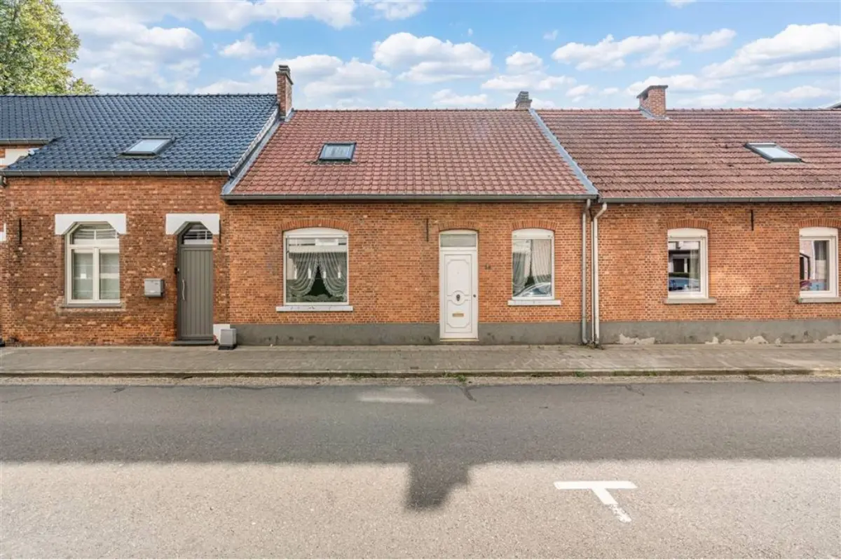 Huis te  koop in Paal 3583 169000.00€ 2 slaapkamers 105.51m² - Zoekertje 755484