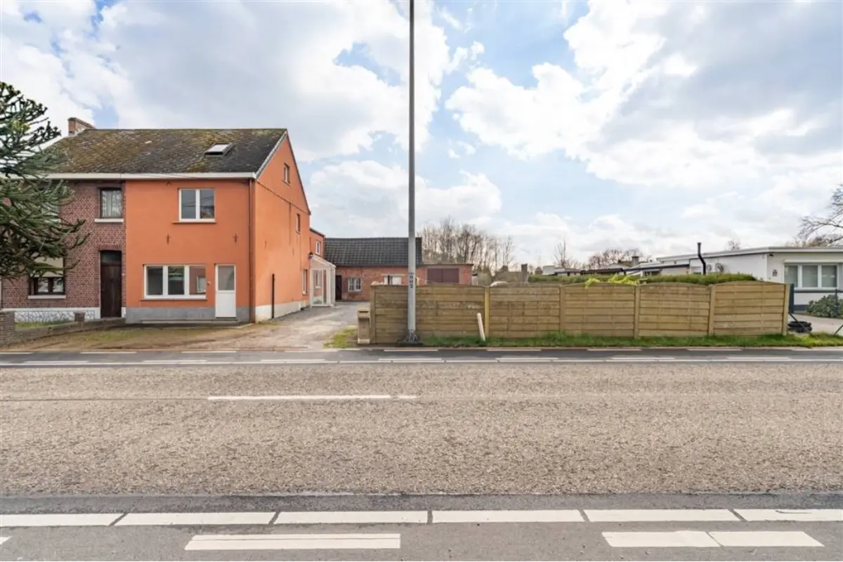 Huis te  koop in Kermt 3510 399000.00€ 5 slaapkamers 190.00m² - Zoekertje 755527