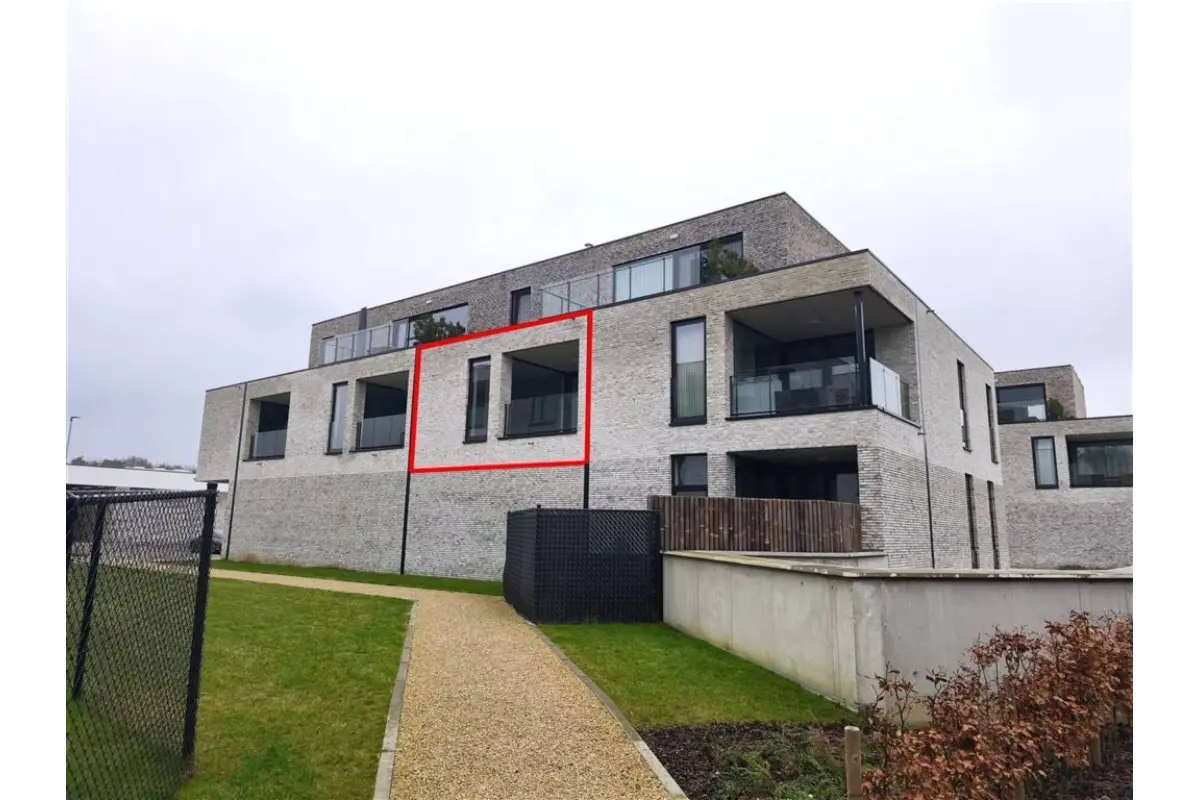 Appartement te  huur in Ham 3945 840.00€ 1 slaapkamers 73.80m² - Zoekertje 756761