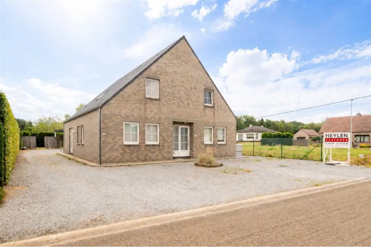 Huis te  koop in Heusden-Zolder 3550 295000.00€ 2 slaapkamers 118.00m² - Zoekertje 758758