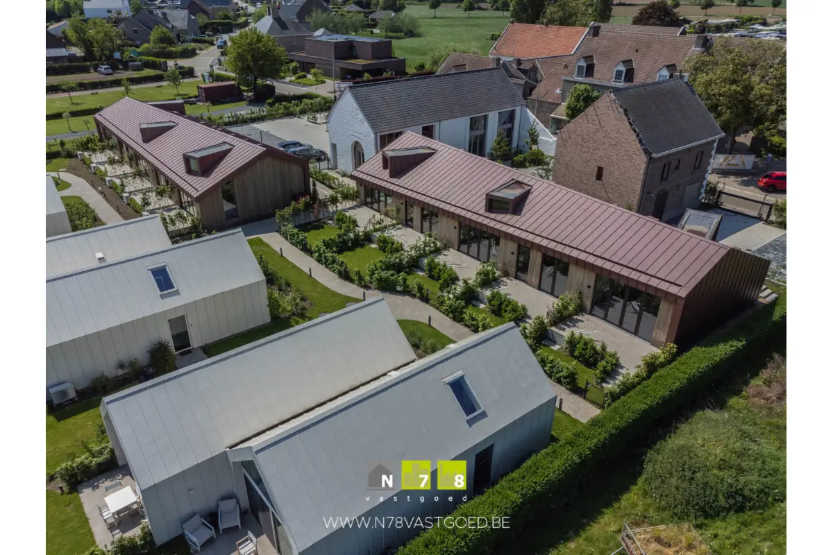Appartementsgebouw te  koop in Maaseik 3680 327500.00€ 2 slaapkamers 57.74m² - Zoekertje 758875