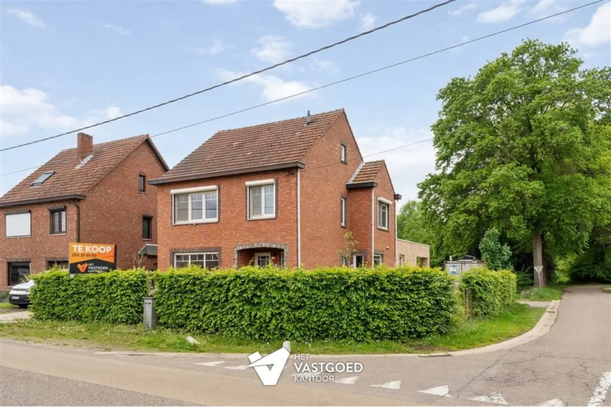 Huis te  koop in Leopoldsburg 3970 369000.00€ 3 slaapkamers 231.00m² - Zoekertje 759282