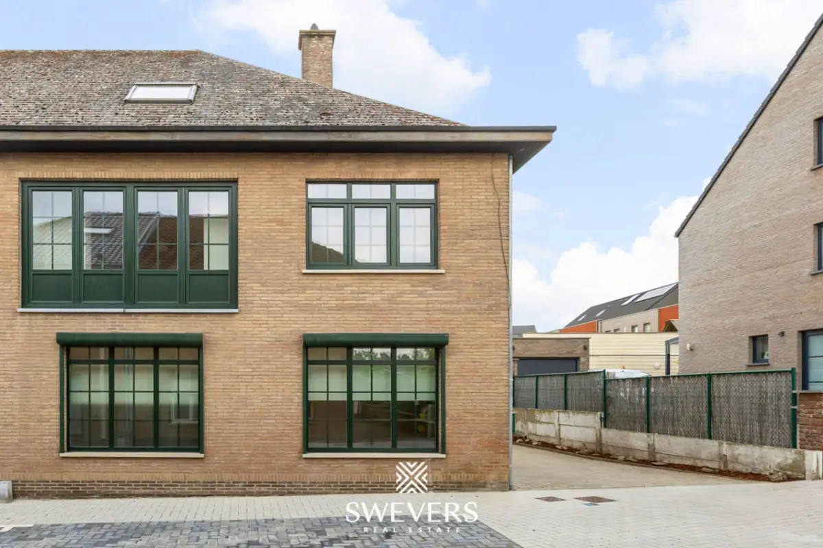Huis te  koop in Berg 3700 315000.00€ 5 slaapkamers 192.00m² - Zoekertje 760502