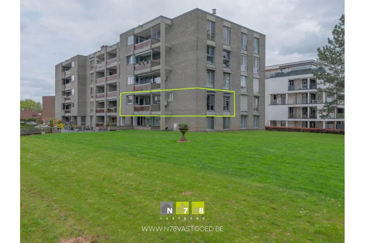 Appartement te  koop in Maaseik 3680 319000.00€ 2 slaapkamers 105.00m² - Zoekertje 761996
