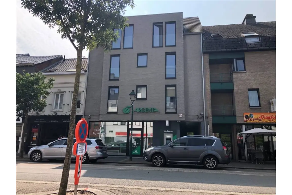 Appartement te  huur in Leopoldsburg 3970 740.00€ 2 slaapkamers 68.00m² - Zoekertje 763692