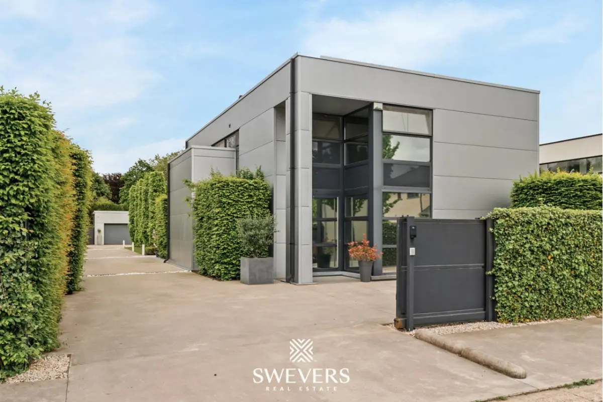 Huis te  koop in Heusden-Zolder 3550 850000.00€ 2 slaapkamers 232.00m² - Zoekertje 763310