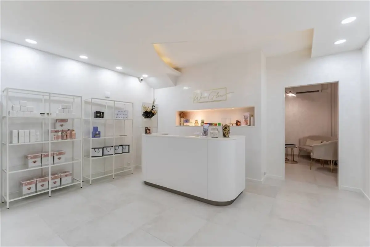 Handelszaak te  koop in Genk 3600 89000.00€  slaapkamers 84.00m² - Zoekertje 765216
