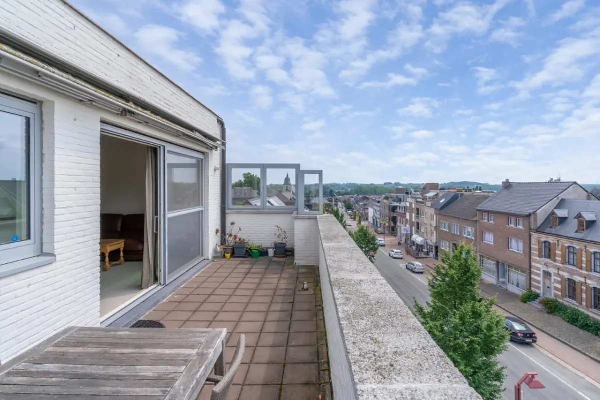 Appartement te  huur in Hoeselt 3730 925.00€ 3 slaapkamers m² - Zoekertje 765510