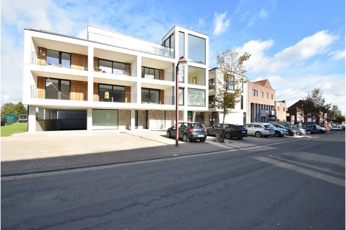 Appartement te  huur in Hoeselt 3730 950.00€ 2 slaapkamers m² - Zoekertje 769751