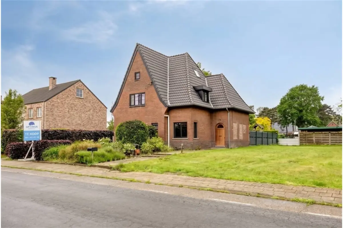 Huis te  koop in Houthalen-Helchteren 3530 399950.00€ 4 slaapkamers 205.00m² - Zoekertje 771081