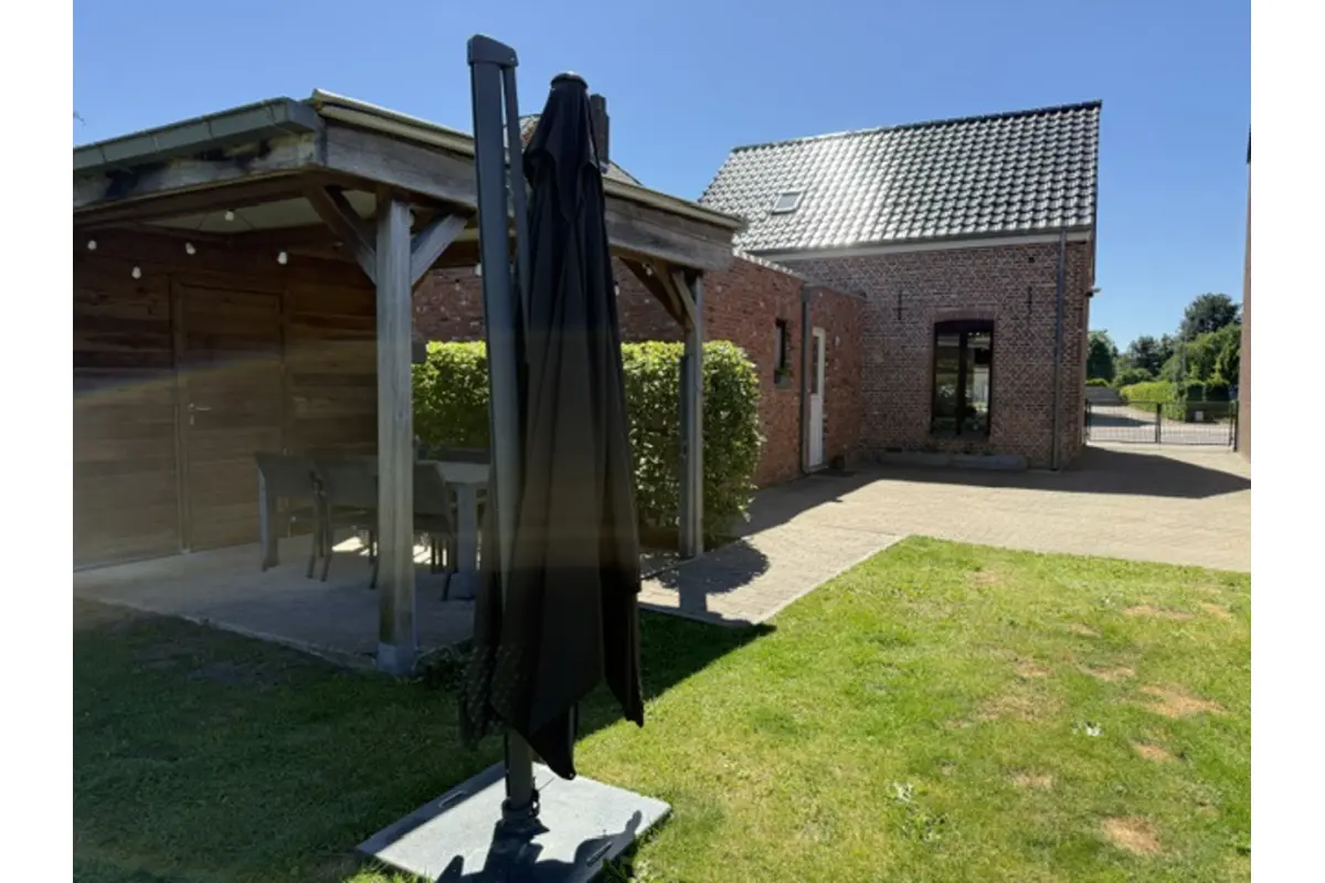 Huis te  koop in Lommel 3920 320000.00€ 2 slaapkamers m² - Zoekertje 770588