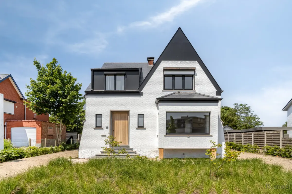 Huis te  koop in Tessenderlo 3980 445000.00€ 3 slaapkamers 172.00m² - Zoekertje 773426