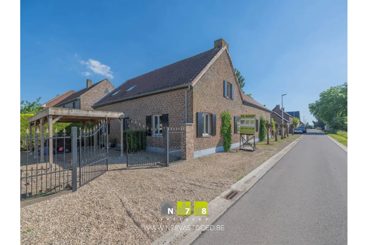 Huis te  koop in Dilsen-Stokkem 3650 495000.00€ 3 slaapkamers 328.00m² - Zoekertje 774221