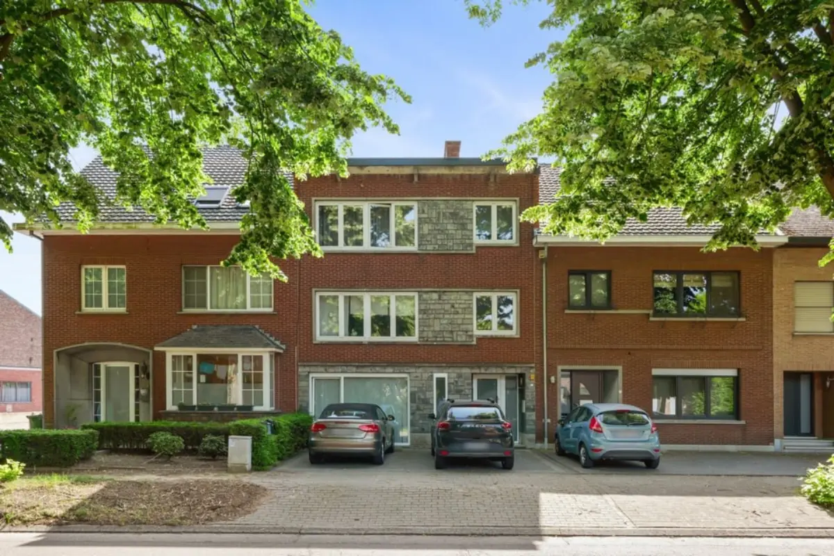 Appartement te  koop in Sint-Truiden 3800 175000.00€ 2 slaapkamers 78.00m² - Zoekertje 775124