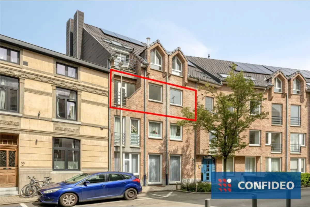 Appartement te  koop in Berg 3700 185000.00€ 2 slaapkamers 78.00m² - Zoekertje 775123