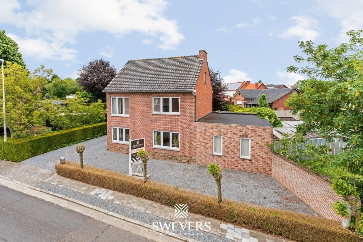 Huis te  koop in Sint-Truiden 3800 295000.00€ 3 slaapkamers 252.00m² - Zoekertje 775346