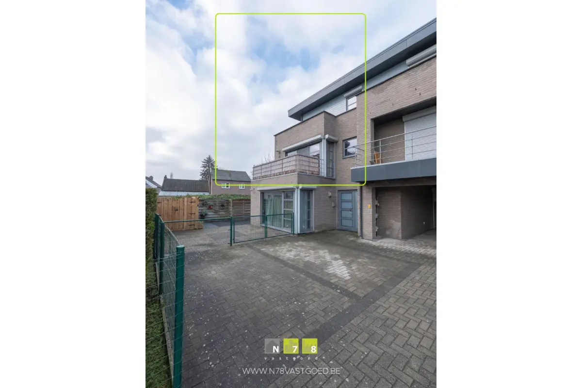 Huis te  huur in Dilsen-Stokkem 3650 980.00€ 2 slaapkamers 99.00m² - Zoekertje 775615
