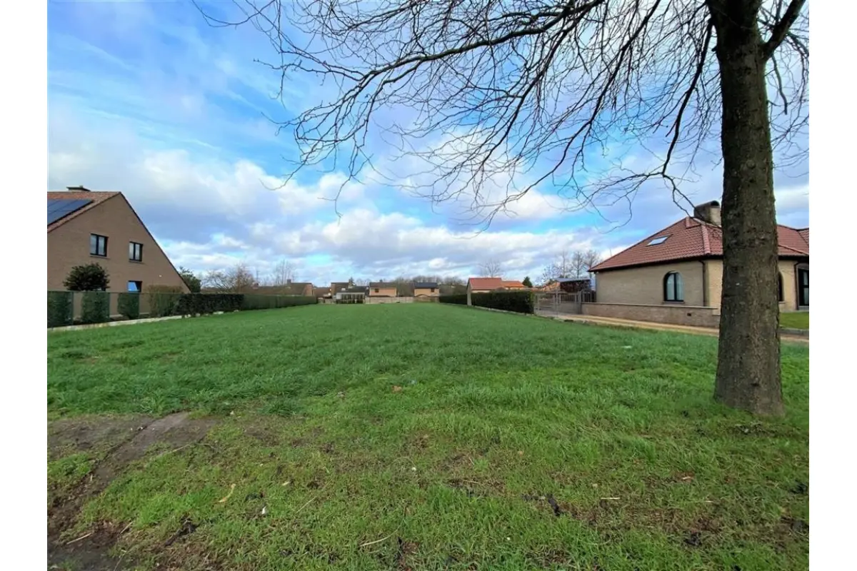 Grond te  koop in Ham 3945 125000.00€  slaapkamers m² - Zoekertje 777151