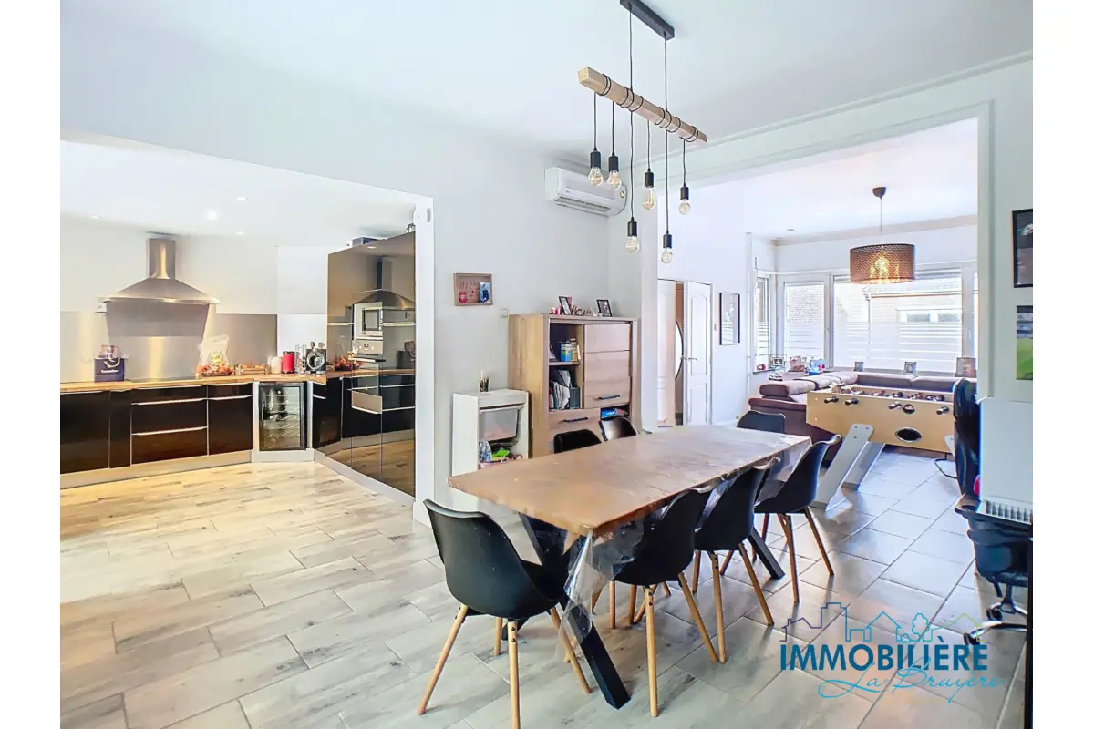 Huis te  koop in Riemst 3770 299000.00€ 4 slaapkamers 180.00m² - Zoekertje 779370