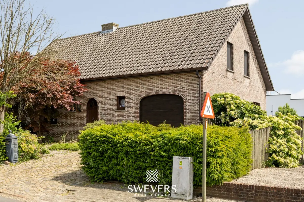 Huis te  koop in Heusden-Zolder 3550 429000.00€ 3 slaapkamers 190.00m² - Zoekertje 779492