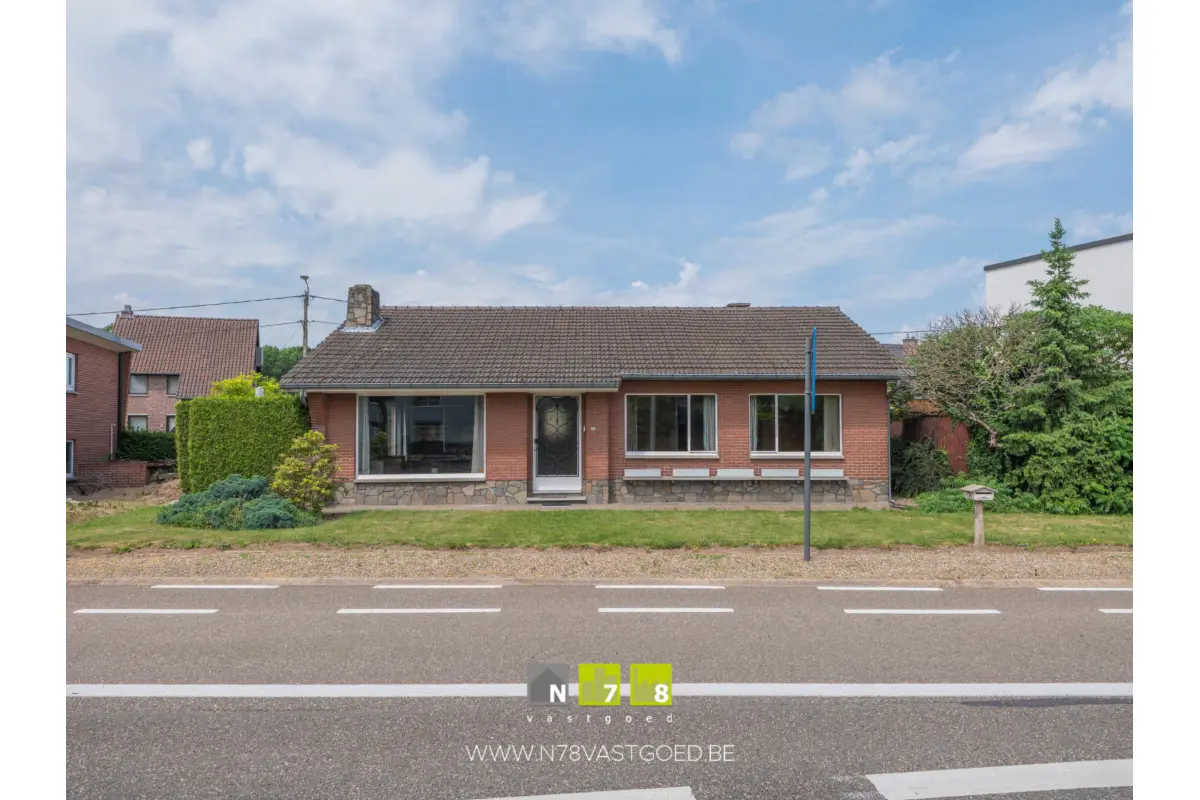 Huis te  koop in Dilsen-Stokkem 3650 235000.00€ 3 slaapkamers 124.00m² - Zoekertje 780625