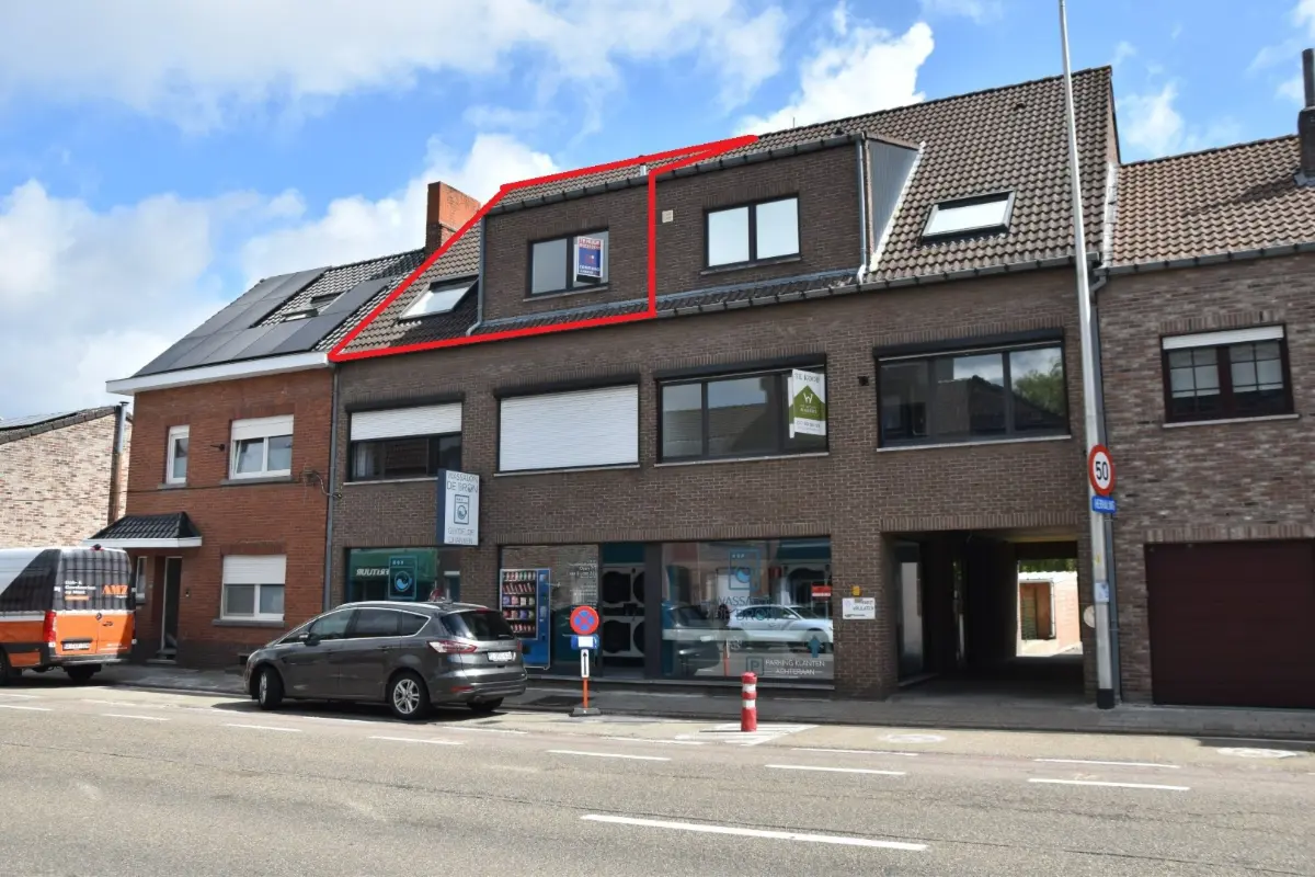 Appartement te  huur in Berg 3700 680.00€ 2 slaapkamers m² - Zoekertje 781733