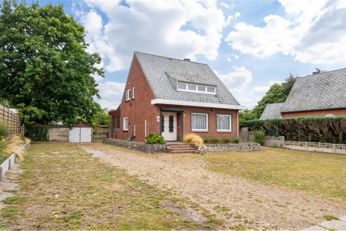 Huis te  koop in Lommel 3920 349000.00€ 2 slaapkamers 146.00m² - Zoekertje 783122