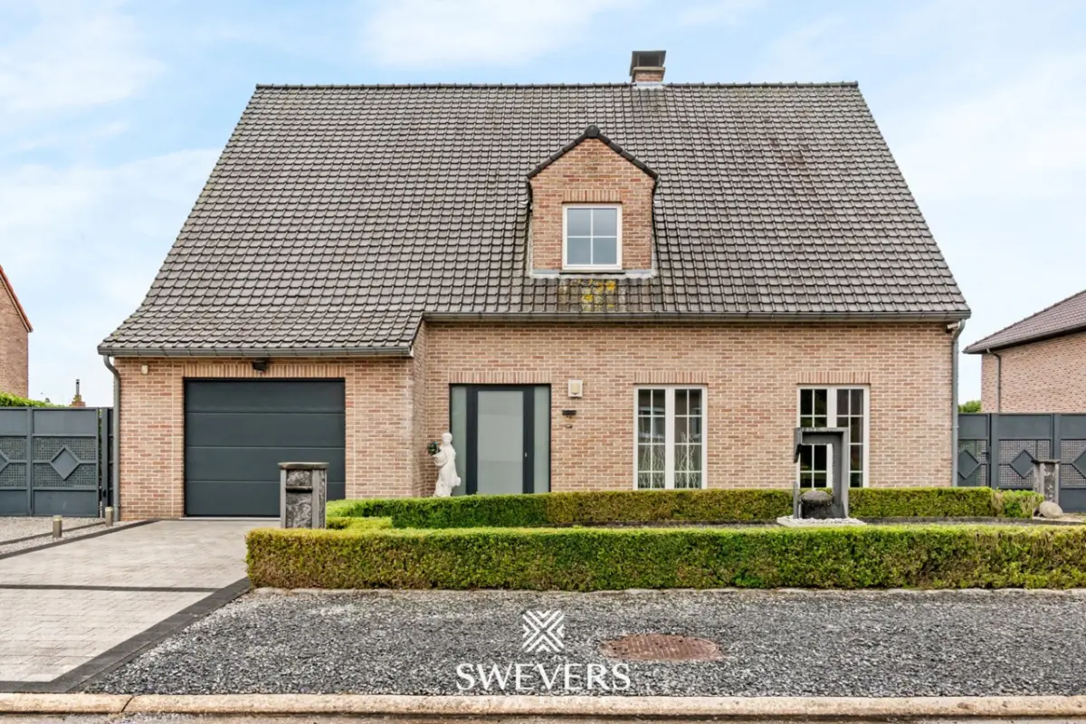 Huis te  koop in Nieuwerkerken 3850 475000.00€ 5 slaapkamers 239.00m² - Zoekertje 783994