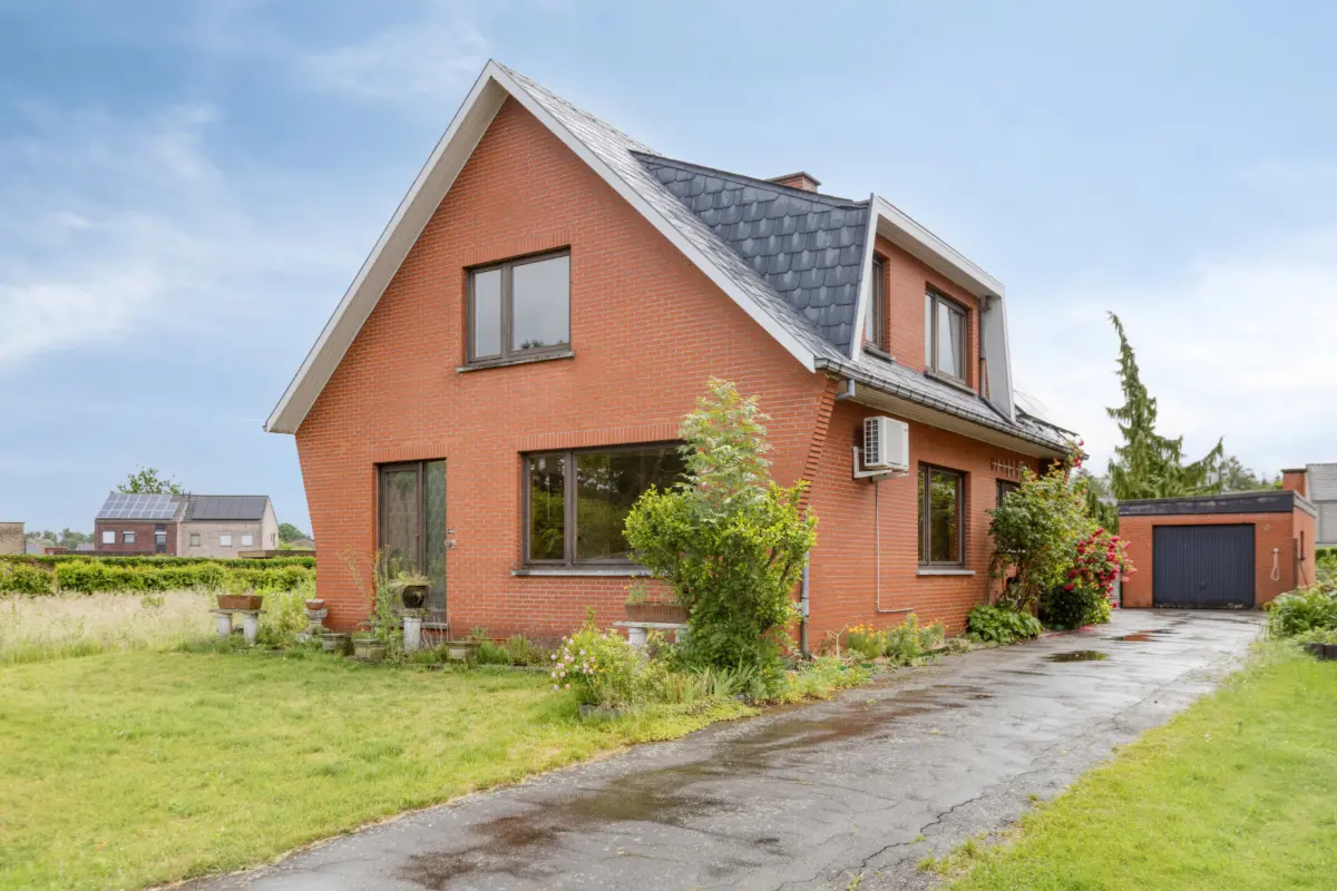 Huis te  koop in Kermt 3510 315000.00€ 3 slaapkamers 140.00m² - Zoekertje 783453