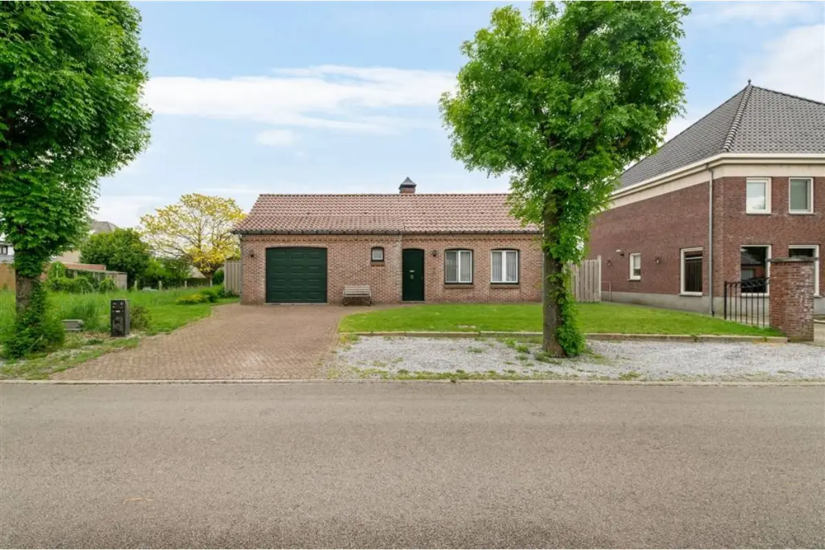 Huis te  koop in Lommel 3920 389000.00€ 2 slaapkamers 146.00m² - Zoekertje 783758