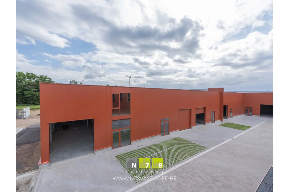 Handelszaak te  koop in Maasmechelen 3630 198000.00€  slaapkamers 151.00m² - Zoekertje 784691