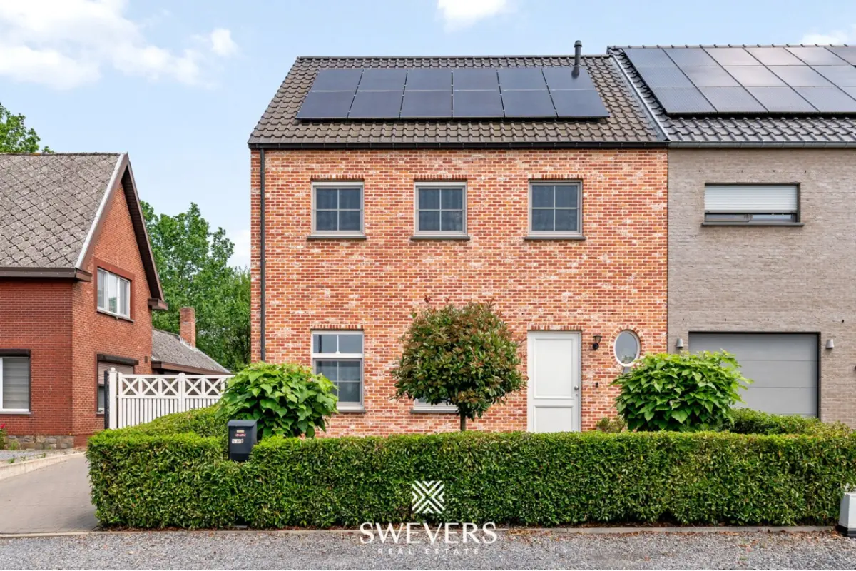 Huis te  koop in Beringen 3580 399000.00€ 3 slaapkamers 204.00m² - Zoekertje 786047