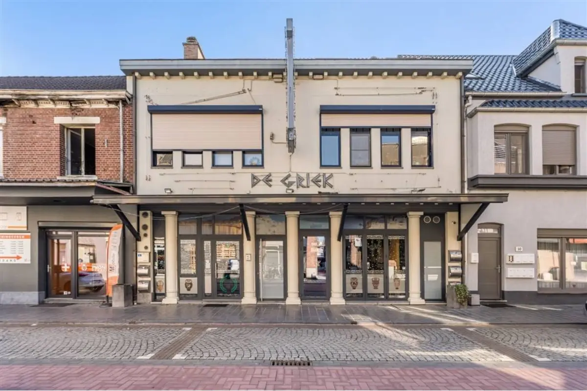 Handelszaak te  huur in Maasmechelen 3630 3750.00€  slaapkamers m² - Zoekertje 785925