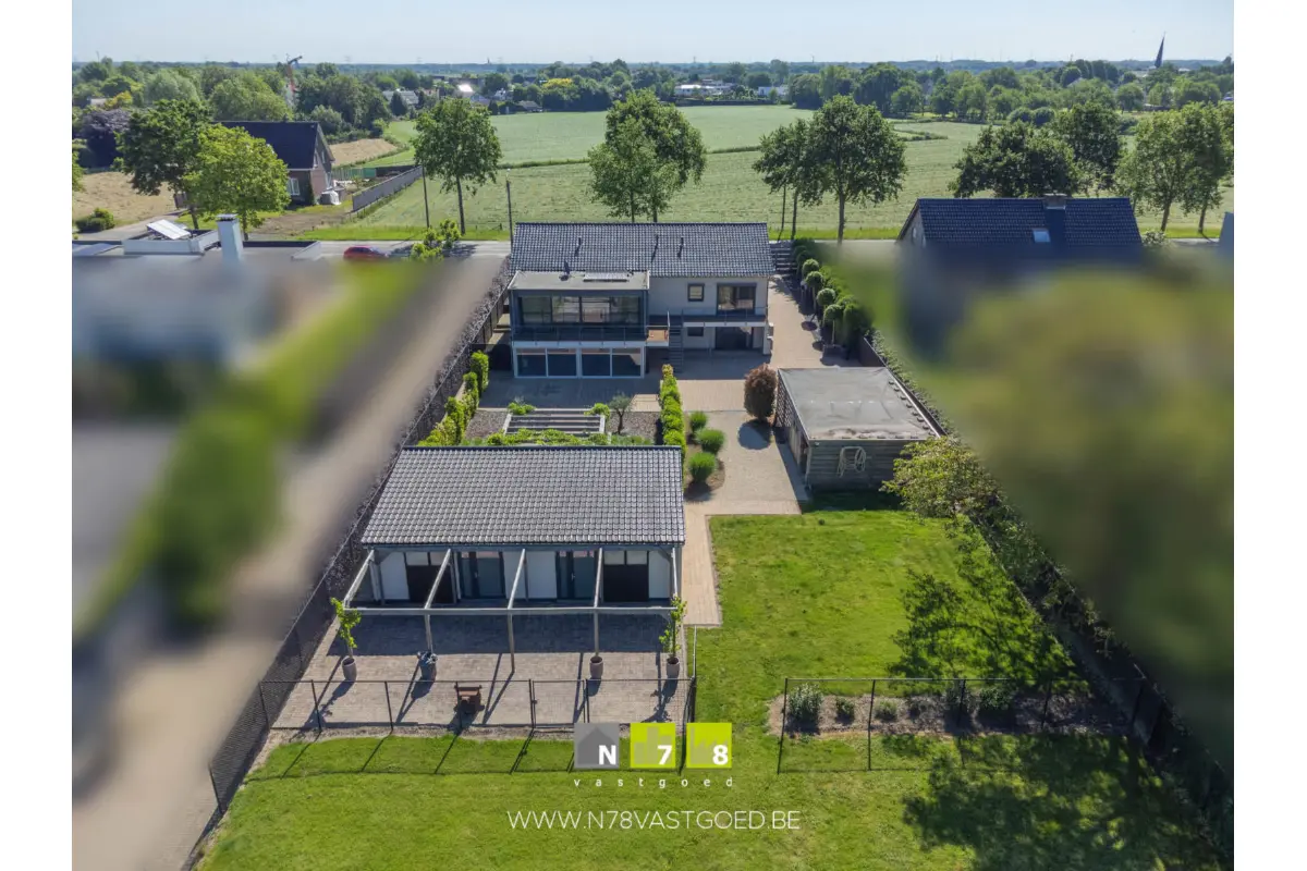 Huis te  koop in Maaseik 3680 749000.00€ 4 slaapkamers 295.00m² - Zoekertje 785612