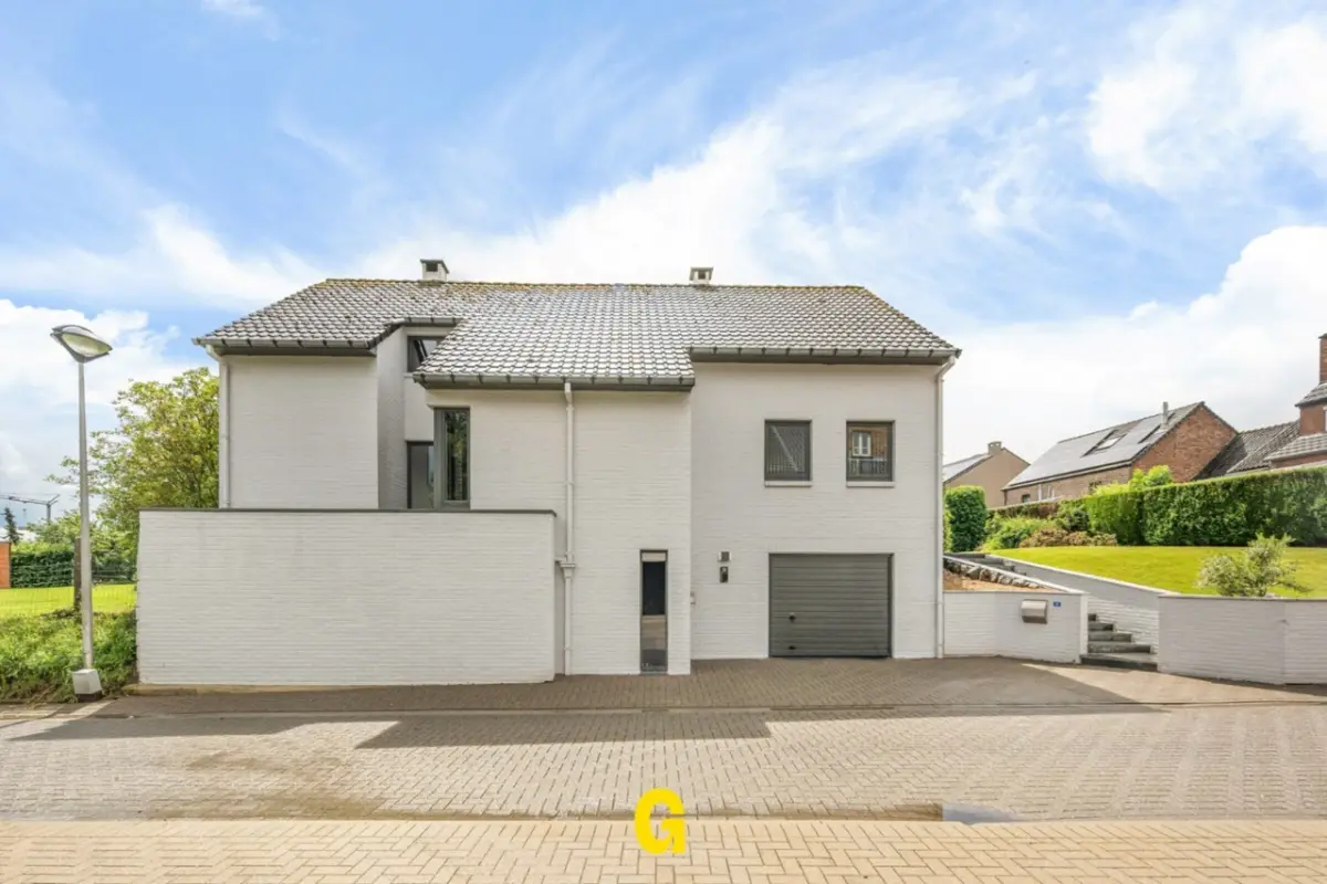 Huis te  koop in Riemst 3770 450000.00€ 3 slaapkamers m² - Zoekertje 786608