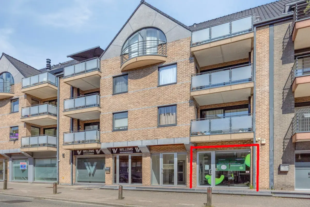 Handelszaak te  huur in Beverst 3740 1200.00€  slaapkamers m² - Zoekertje 787601