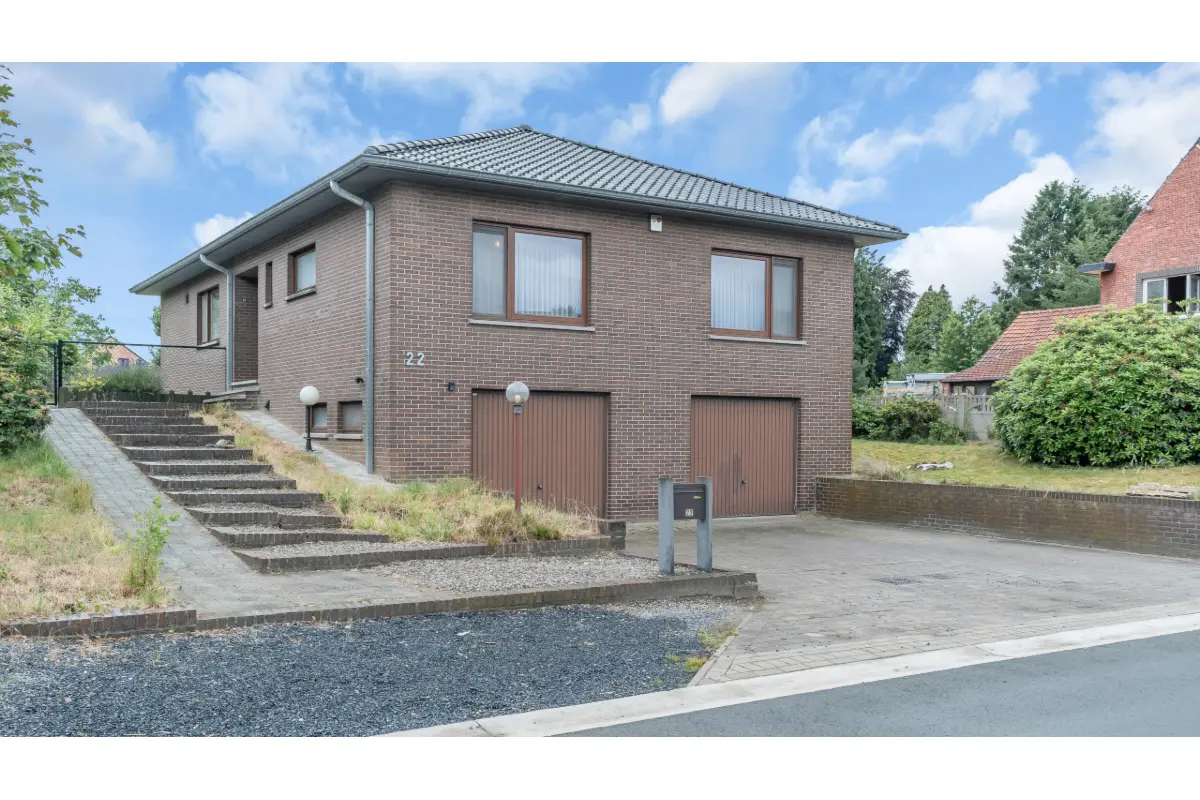 Huis te  koop in Houthalen-Helchteren 3530 315000.00€ 3 slaapkamers 168.00m² - Zoekertje 788059