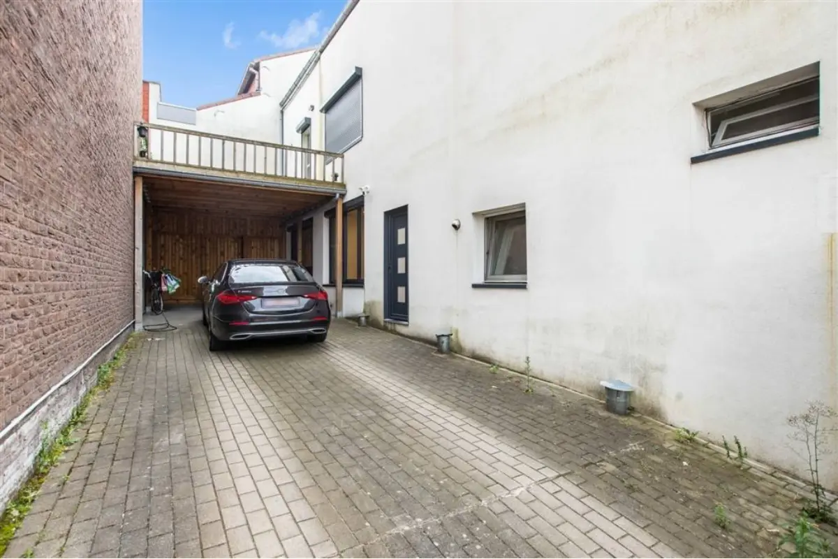 Huis te  koop in Genk 3600 399000.00€ 4 slaapkamers 260.00m² - Zoekertje 788387