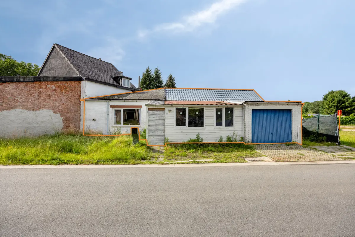 Huis te  koop in Leopoldsburg 3970 130000.00€ 3 slaapkamers m² - Zoekertje 789226