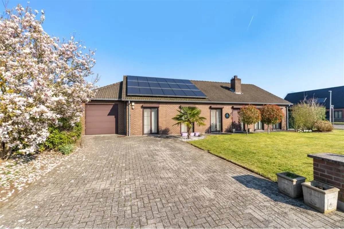 Huis te  koop in Zonhoven 3520 469000.00€ 4 slaapkamers 285.00m² - Zoekertje 790861