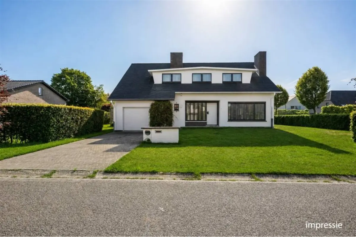 Huis te  koop in Hasselt 3500 419000.00€ 3 slaapkamers 205.00m² - Zoekertje 790873