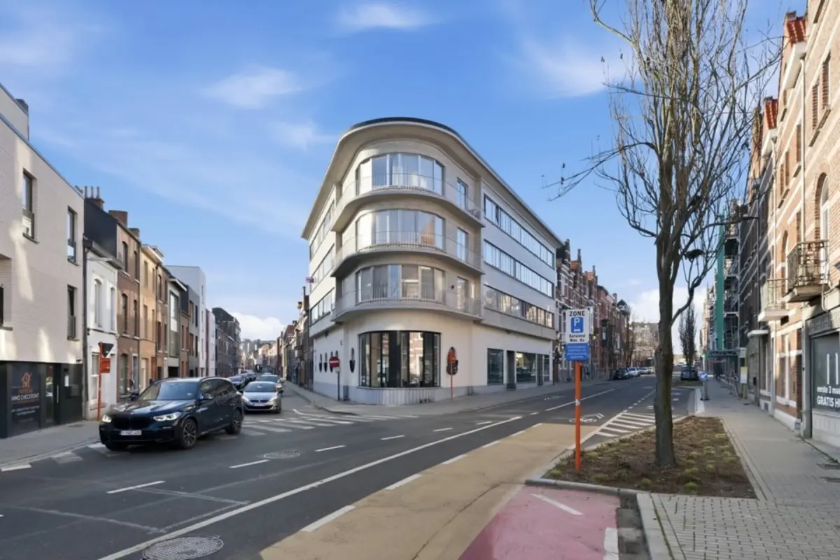 Appartement te  huur in Sint-Truiden 3800 930.00€ 2 slaapkamers 121.00m² - Zoekertje 792214