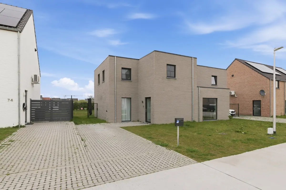 Huis te  koop in Beverst 3740 399000.00€ 3 slaapkamers 137.00m² - Zoekertje 792213