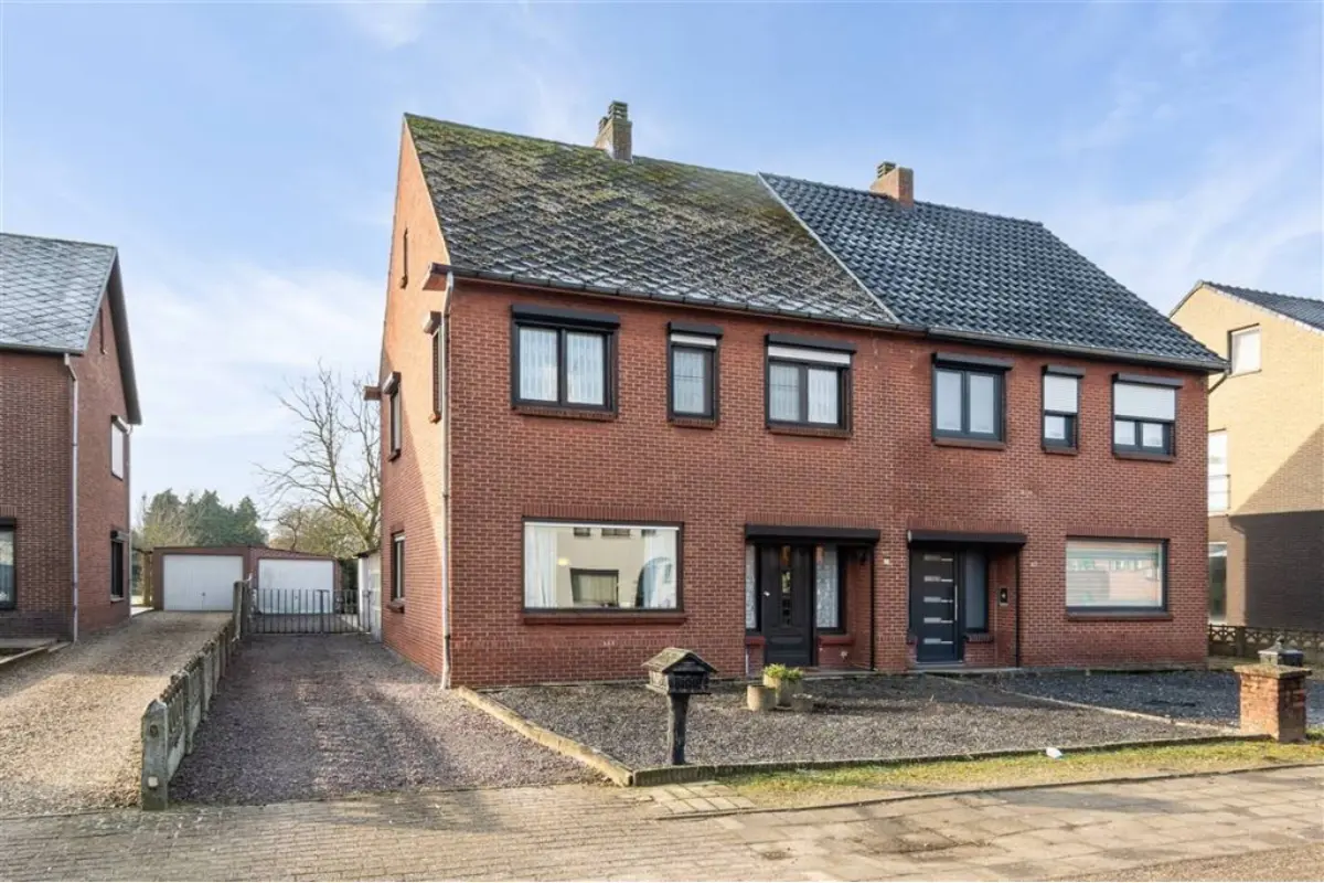 Huis te  koop in Overpelt 3900 269000.00€ 4 slaapkamers 153.00m² - Zoekertje 792295